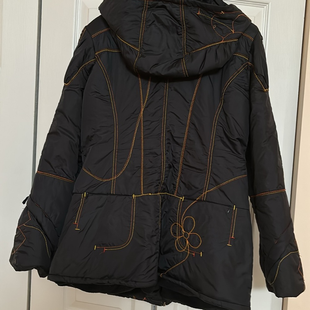 Fall/ Winter Jacket - image 4